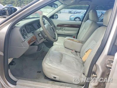Zdjęcie 7 z 13 samochodu: 2005 MERCURY GRAND MARQUIS GS VIN:2MEFM74W55X620582 - miniatura