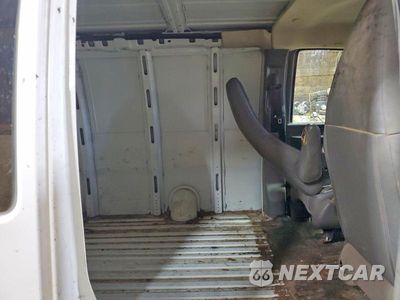 Zdjęcie 11 z 14 samochodu: 2020 CHEVROLET EXPRESS G2500 VIN:1GCWGAFG7L1200985 - miniatura