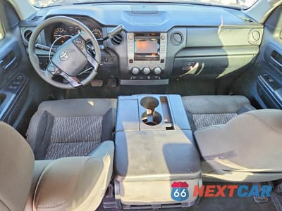 Zdjęcie 8 z 12 samochodu: 2018 TOYOTA TUNDRA SR VIN:5TFRM5F12JX129729 - miniatura