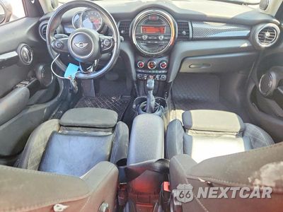 Zdjęcie 8 z 12 samochodu: 2015 MINI COOPER S VIN:WMWXU3C54F2B56342 - miniatura