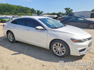 Czwarte zdjęcie samochodu z boku: 2018 CHEVROLET MALIBU LT VIN:1G1ZD5ST7JF195960 - miniatura