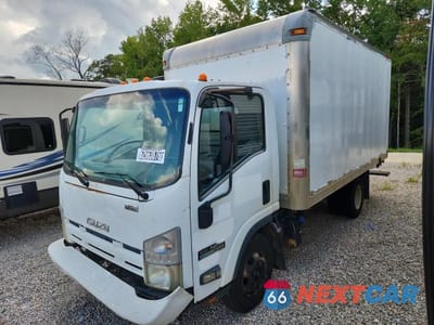 2011 ISUZU NPR JALB4W170B7401908 - główne zdjęcie licytacji z USA - miniatura
