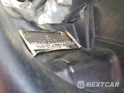 Zdjęcie 9 z 9 samochodu: 2001 HONDA GL1800 VIN:1HFSC47081A003372 - miniatura