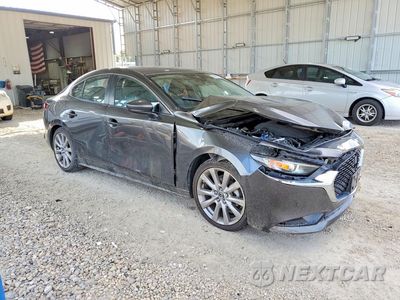 Czwarte zdjęcie samochodu z boku: 2019 MAZDA 3 PREFERRED PLUS VIN:JM1BPACL6K1108412 - miniatura