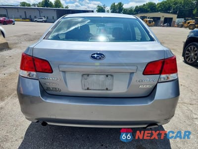 Zdjęcie 6 z 13 samochodu: 2011 SUBARU LEGACY 2.5I VIN:4S3BMBA63B3229107 - miniatura
