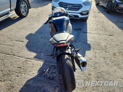 Czwarte zdjęcie samochodu z boku: 2022 KAWASAKI ZX636 K VIN:JKBZXJH13NA012401 - miniatura