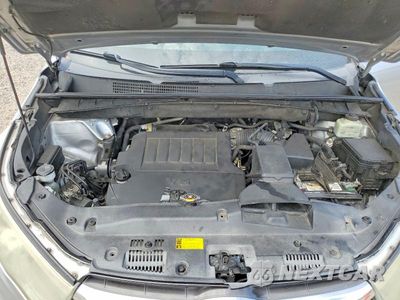 Zdjęcie 11 z 12 samochodu: 2016 TOYOTA HIGHLANDER LE PLUS VIN:5TDZKRFH0GS141029 - miniatura