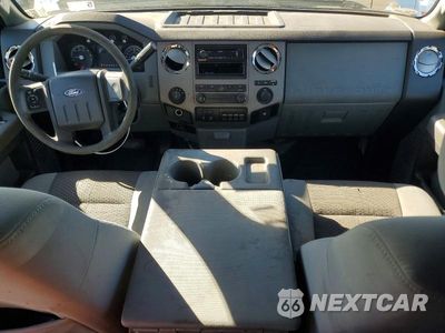 Zdjęcie 8 z 12 samochodu: 2012 FORD F250 SUPER DUTY VIN:1FT7X2B6XCEA33943 - miniatura