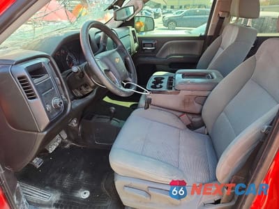 Zdjęcie 7 z 12 samochodu: 2018 CHEVROLET SILVERADO K1500 CUSTOM VIN:3GCUKPEH4JG143145 - miniatura