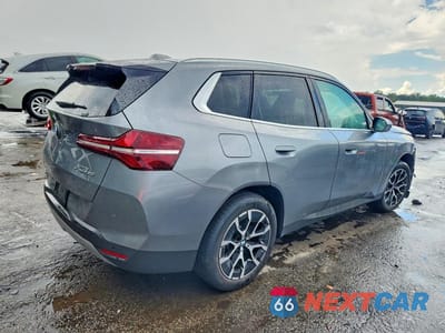 Trzecie zdjęcie samochodu z tyłu: 2026 BMW X3 30 XDRIVE VIN:5UX53GP00T9304200 - miniatura