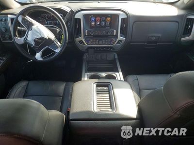 Zdjęcie 8 z 12 samochodu: 2018 GMC SIERRA K1500 SLT VIN:3GTU2NEC3JG623685 - miniatura
