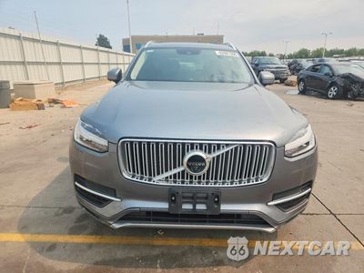 Piąte zdjęcie samochodu w środku: 2019 VOLVO XC90 T8 INSCRIPTION VIN:YV4BR0CL5K1422425 - miniatura
