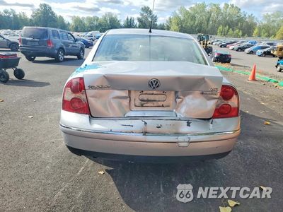 Zdjęcie 6 z 12 samochodu: 2003 VOLKSWAGEN PASSAT VIN:WVWTH63B73P051724 - miniatura