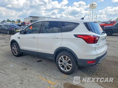 Drugie zdjęcie samochodu z przodu: 2019 FORD ESCAPE SE VIN:1FMCU9GD8KUB93052 - miniatura