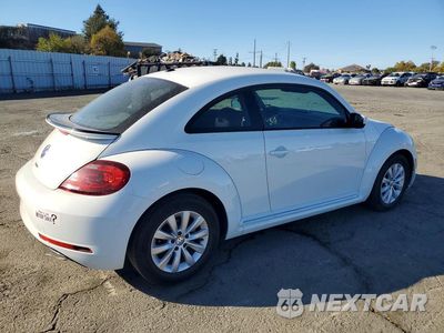 Trzecie zdjęcie samochodu z tyłu: 2019 VOLKSWAGEN BEETLE S VIN:3VWFD7AT5KM712002 - miniatura
