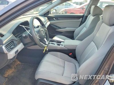 Zdjęcie 7 z 12 samochodu: 2018 HONDA ACCORD EX VIN:1HGCV1F42JA056033 - miniatura