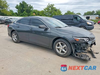 Czwarte zdjęcie samochodu z boku: 2017 CHEVROLET MALIBU LS VIN:1G1ZB5ST2HF263064 - miniatura