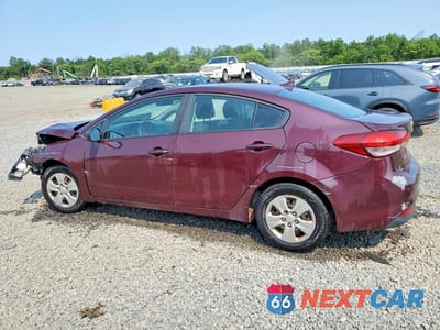 Drugie zdjęcie samochodu z przodu: 2017 KIA FORTE LX VIN:3KPFL4A72HE013601 - miniatura