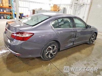 Trzecie zdjęcie samochodu z tyłu: 2017 HONDA ACCORD LX VIN:1HGCR2F37HA182853 - miniatura