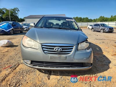 Piąte zdjęcie samochodu w środku: 2010 HYUNDAI ELANTRA GLS VIN:KMHDU4ADXAU981300 - miniatura