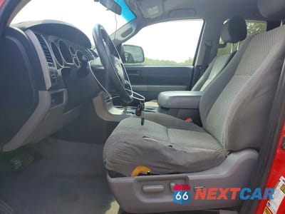 Zdjęcie 7 z 12 samochodu: 2010 TOYOTA TUNDRA DOUBLE CAB SR5 VIN:5TFUY5F14AX146613 - miniatura