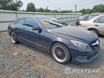 Czwarte zdjęcie samochodu z boku: 2014 MERCEDES-BENZ E 350 4MATIC VIN:WDDKJ8JB7EF268865 - miniatura