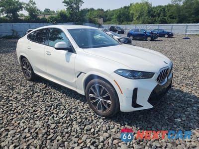 Czwarte zdjęcie samochodu z boku: 2026 BMW X6 XDRIVE40I VIN:5UX33EX02T9232654 - miniatura