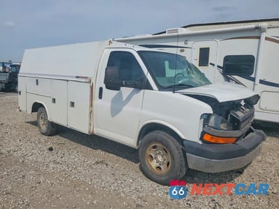 Czwarte zdjęcie samochodu z boku: 2016 CHEVROLET EXPRESS G3500 VIN:1GB0GRFG1G1285207 - miniatura