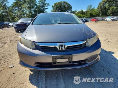Piąte zdjęcie samochodu w środku: 2012 HONDA CIVIC LX VIN:19XFB2F52CE069982 - miniatura