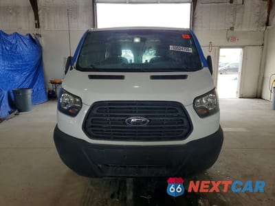Piąte zdjęcie samochodu w środku: 2015 FORD TRANSIT T-250 VIN:1FTYR1ZM8FKA82030 - miniatura