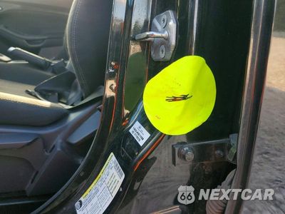Zdjęcie 12 z 13 samochodu: 2015 FORD FOCUS SE VIN:1FADP3F27FL335258 - miniatura