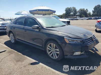 Czwarte zdjęcie samochodu z boku: 2017 VOLKSWAGEN PASSAT SE VIN:1VWHM7A34HC064395 - miniatura