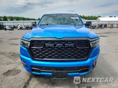 Piąte zdjęcie samochodu w środku: 2025 RAM 1500 BIG HORN/LONE STAR VIN:1C6RRFFG0SN205108 - miniatura