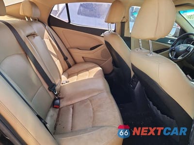 Zdjęcie 10 z 13 samochodu: 2012 KIA OPTIMA EX VIN:5XXGN4A70CG089168 - miniatura