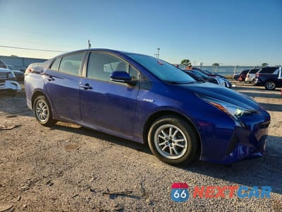 Czwarte zdjęcie samochodu z boku: 2018 TOYOTA PRIUS THREE VIN:JTDKARFU5J3552274 - miniatura