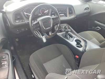 Zdjęcie 8 z 12 samochodu: 2023 DODGE CHALLENGER VIN:2C3CDZBT1PH545678 - miniatura
