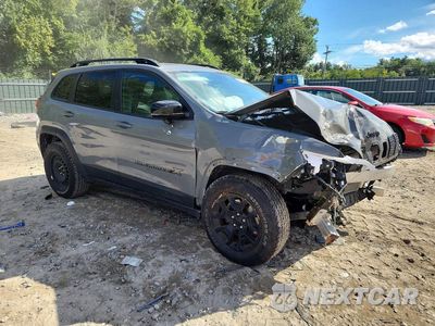 Czwarte zdjęcie samochodu z boku: 2022 JEEP CHEROKEE LATITUDE VIN:1C4PJMCX4ND548112 - miniatura