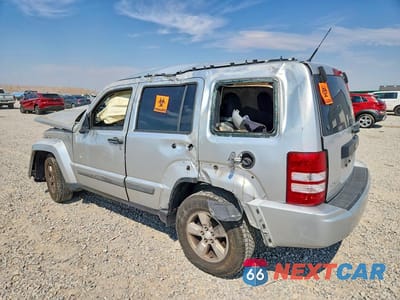 Drugie zdjęcie samochodu z przodu: 2011 JEEP LIBERTY SPORT VIN:1J4PN2GK9BW553260 - miniatura