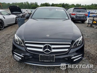 Piąte zdjęcie samochodu w środku: 2020 MERCEDES-BENZ E 350 4MATIC VIN:WDDZF8EB7LA734234 - miniatura