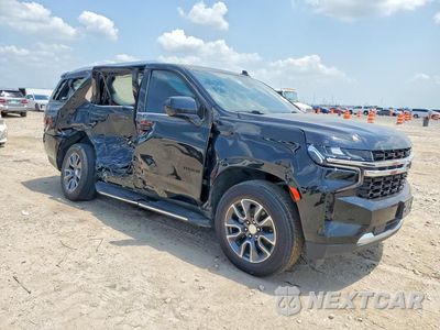 Czwarte zdjęcie samochodu z boku: 2023 CHEVROLET TAHOE K1500 LS VIN:1GNSKMKD0PR550709 - miniatura