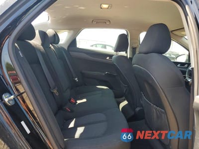 Zdjęcie 10 z 12 samochodu: 2022 KIA K5 LXS VIN:5XXG14J22NG144643 - miniatura