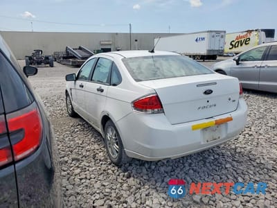 Drugie zdjęcie samochodu z przodu: 2008 FORD FOCUS SE VIN:1FAHP35N18W182665 - miniatura