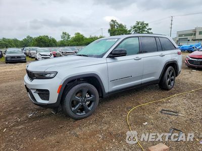 2023 JEEP GRAND CHEROKEE LAREDO 1C4RJHAG4P8900734 - główne zdjęcie licytacji z USA - miniatura