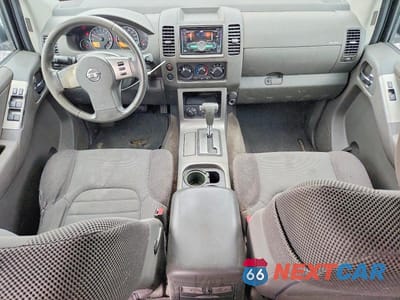 Zdjęcie 8 z 13 samochodu: 2011 NISSAN PATHFINDER S VIN:5N1AR1NB2BC618136 - miniatura