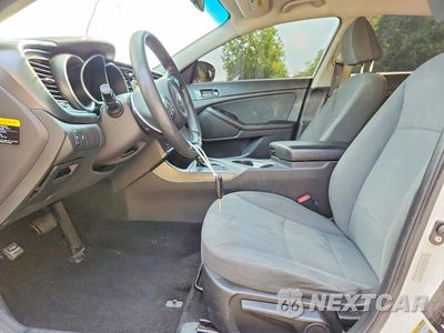 Zdjęcie 7 z 12 samochodu: 2015 KIA OPTIMA LX VIN:KNAGM4A72F5582701 - miniatura
