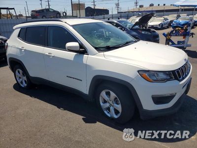 Czwarte zdjęcie samochodu z boku: 2019 JEEP COMPASS LATITUDE VIN:3C4NJCBB8KT844070 - miniatura