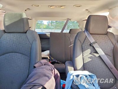 Zdjęcie 10 z 13 samochodu: 2015 GMC ACADIA SLE VIN:1GKKRPKD1FJ381890 - miniatura