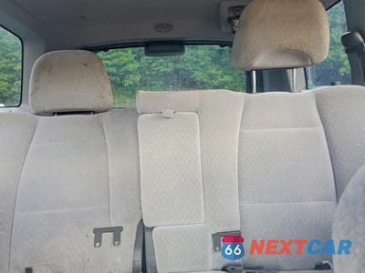 Zdjęcie 10 z 13 samochodu: 2005 HYUNDAI SANTA FE GLS VIN:KM8SC73EX5U865134 - miniatura