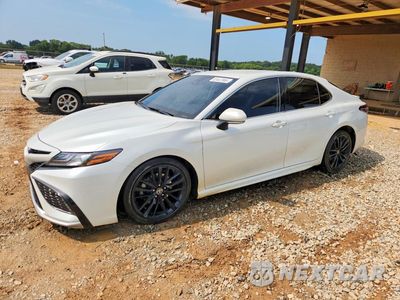 2022 TOYOTA CAMRY XSE 4T1K61AK0NU030706 - główne zdjęcie licytacji z USA - miniatura