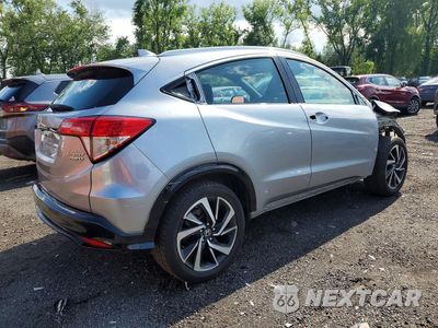 Trzecie zdjęcie samochodu z tyłu: 2025 LEXUS NX 350 BASE VIN:2T2AGCEZ8SC083609 - miniatura